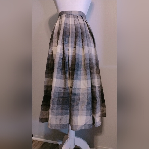 Vintage Lyn Bowling Wool Pleated Maxi Skirt - Picture 3 of 7